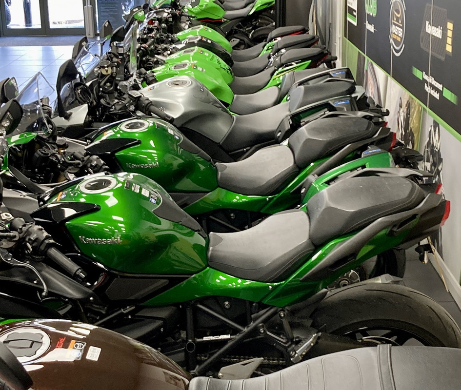 BFBCEA80-044C-42E7-A5EE-D51455BAF219