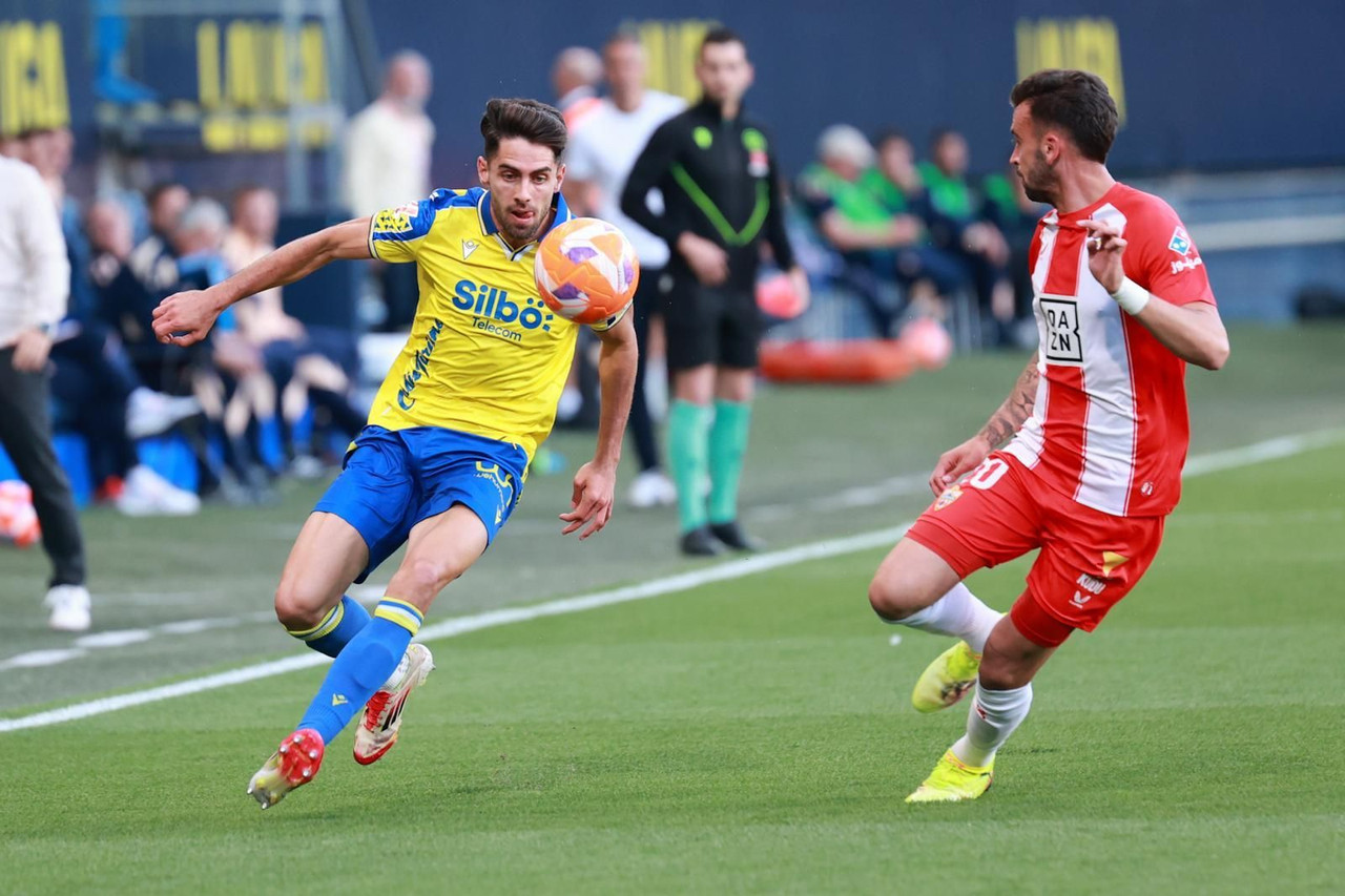 Nhận định, soi kèo Almeria vs Cadiz CF, 22h15 ngày 16/11