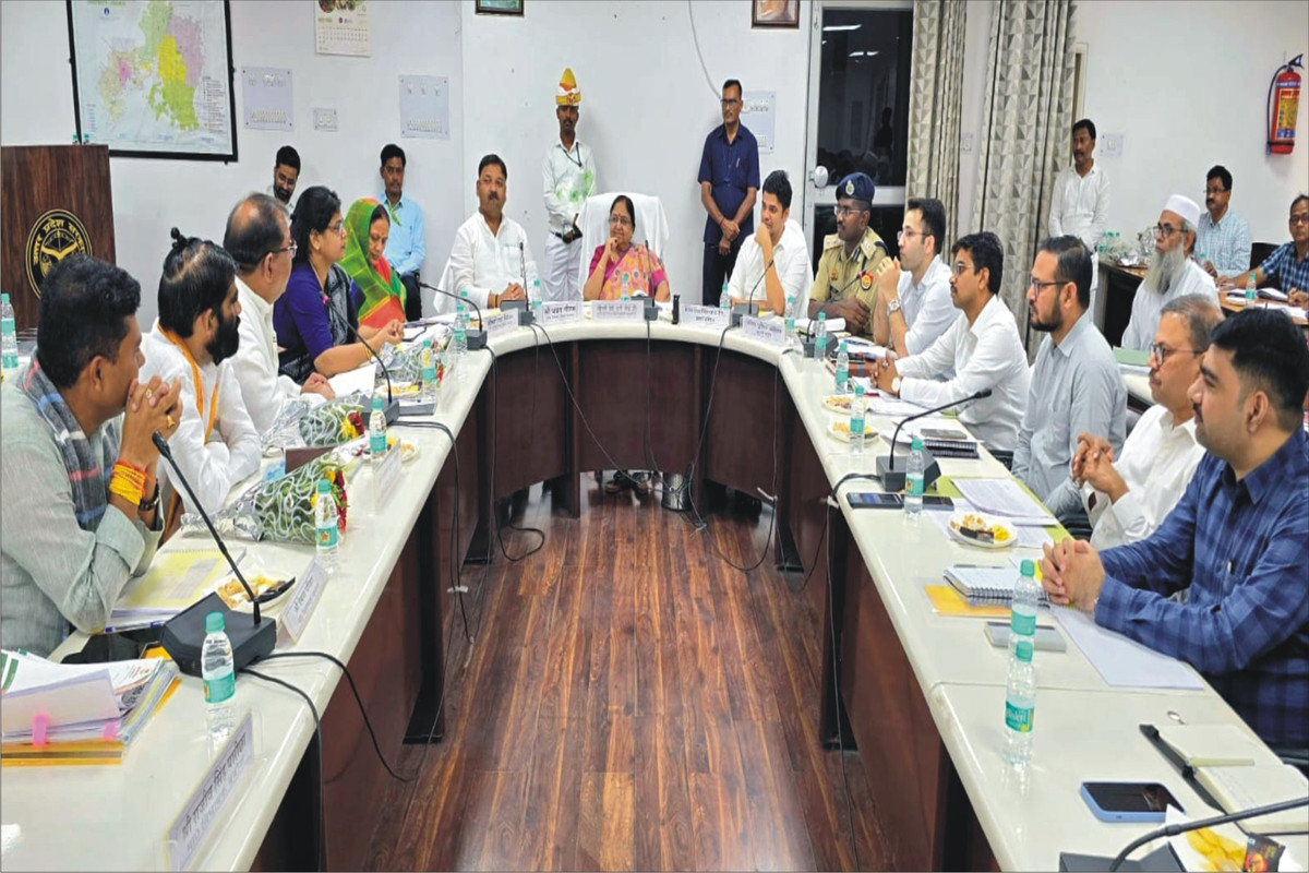 विद्युत विभाग की कार्यप्रणाली पर किया असंतोष व्यक्त, मंत्री ने व्यवस्थाओं को सुधारने के दिए निर्देश