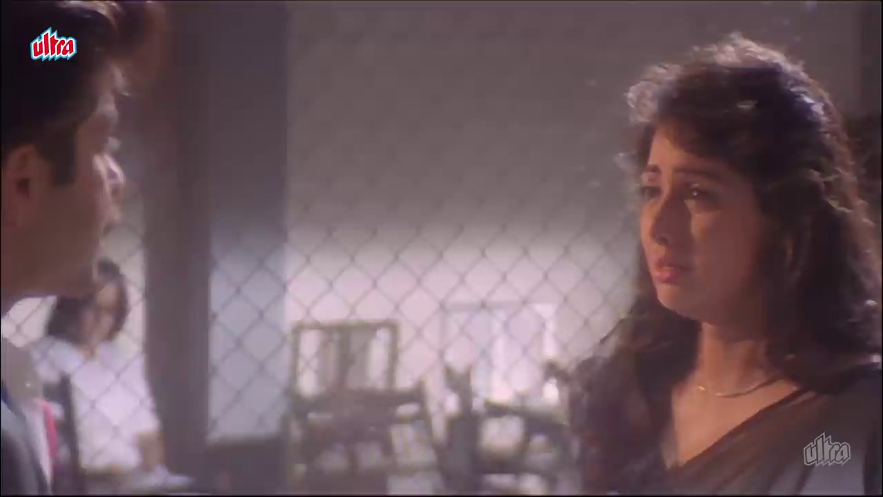 Roop-Ki-Rani-Choron-Ka-Raja-1993-Hindi-720p-x264-AVC-AAC-2-0-mkv-0002