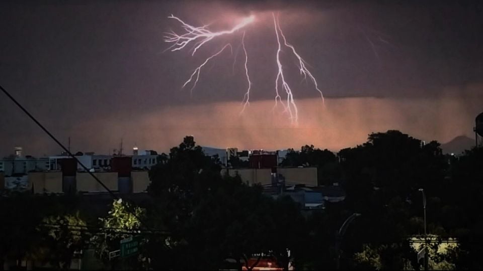 ¿A qué hora va a llover en la CDMX? Conagua espera fuertes tormentas a partir de este horario