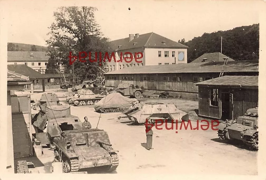 Ital. Sturmgeschütze Semovente 47-32 u. Autro Spähwagen ADGZ Wien-Purkersdorf