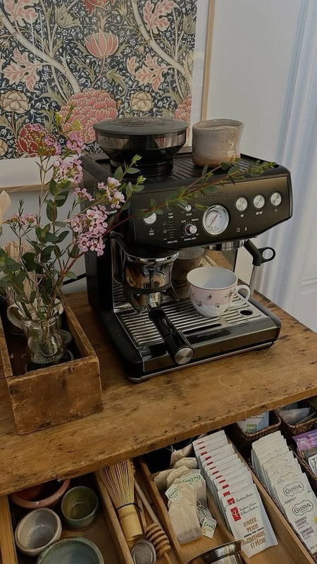 549887141_1259717226190230_7557328791662405742_n