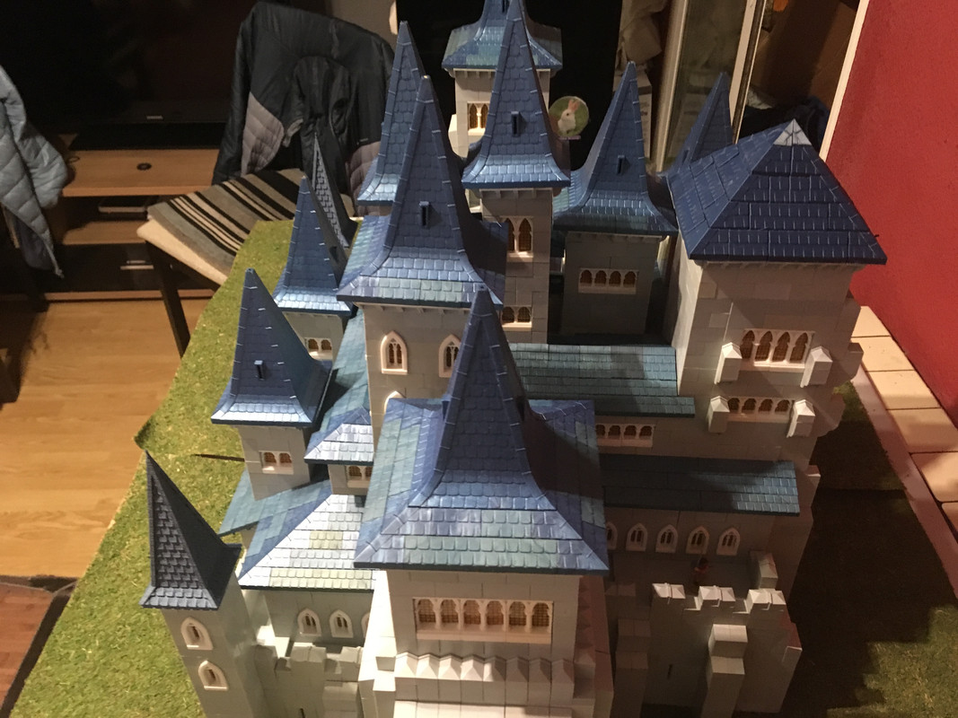 6204B0F8-FF47-40B4-A61D-B7BE030132A0