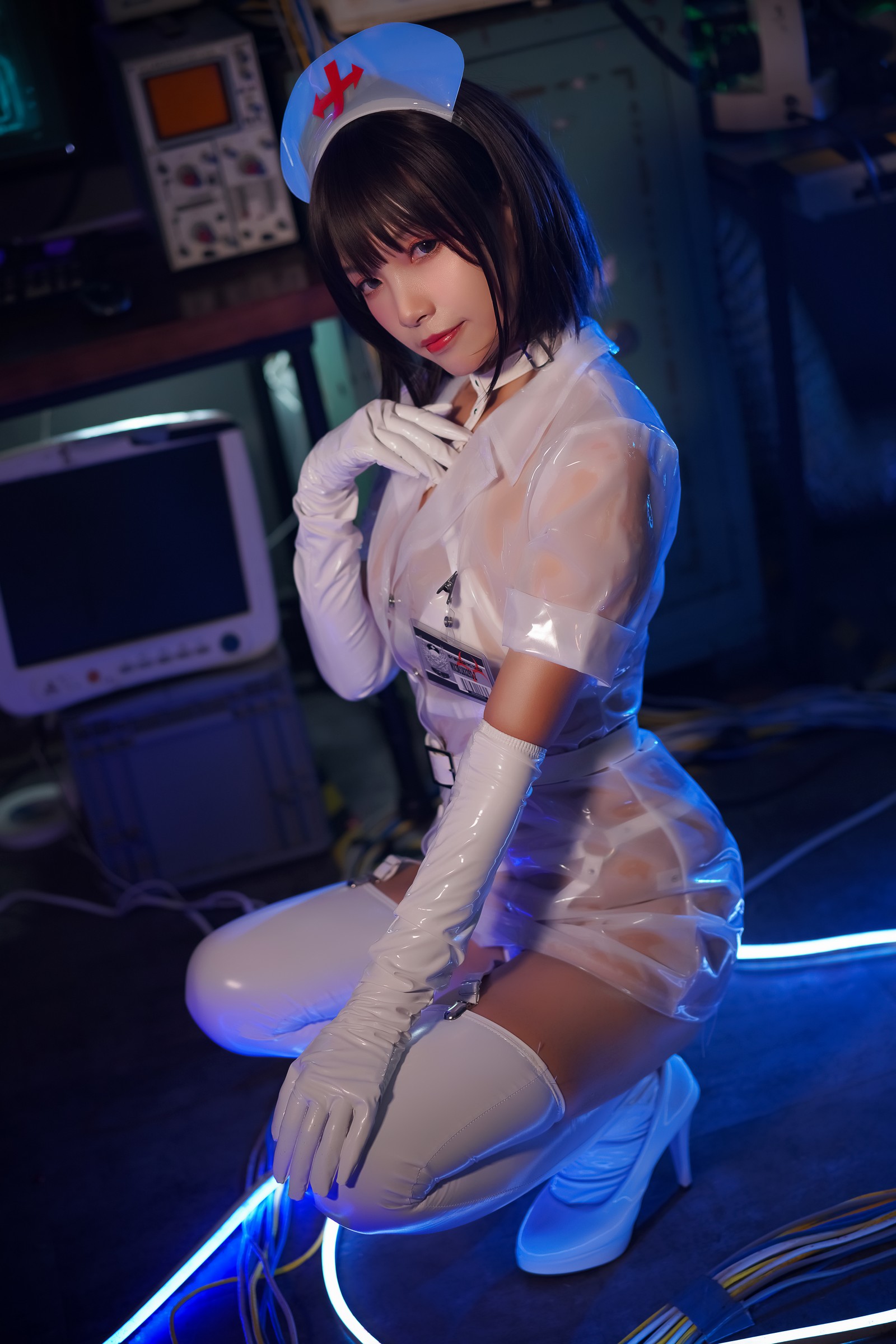 Neko-薇薇 透明护士 Cosplay 高清写真图集（51P｜434MB）插图