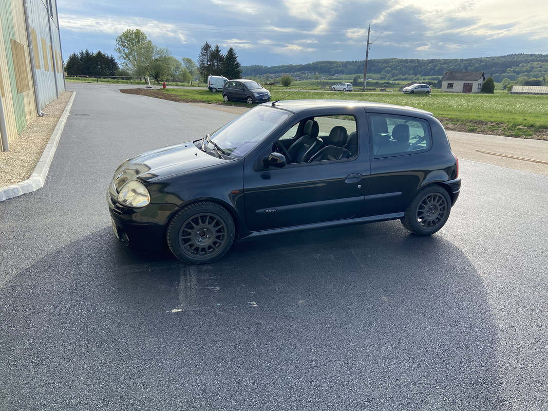 D703451A-DD5E-4F4E-B6B0-4364329170A4