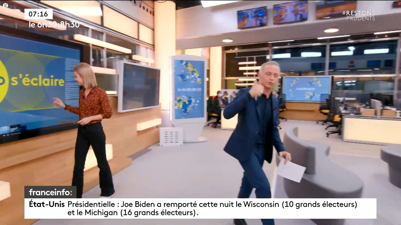 11.05 - 05.29.00 - 9h30. Entre JT, chroniques, invités et revues de p....ts_snapshot_00.53.17.413