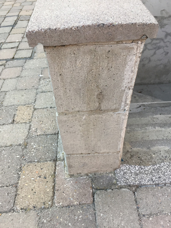 27AC3295-5BC1-4B81-B7B2-9156D81C19A0