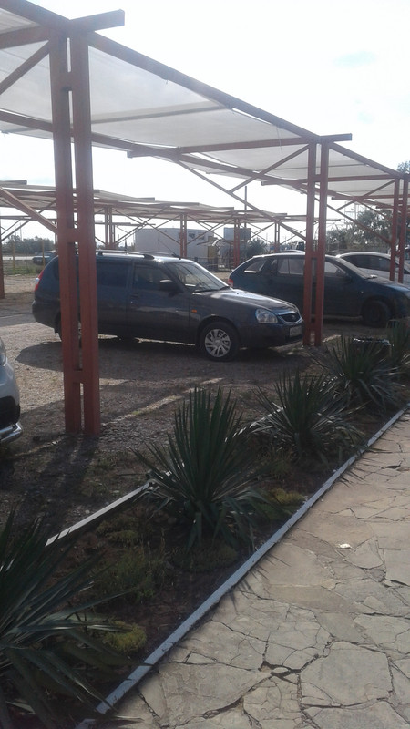 1595050795190-483683515