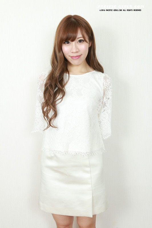 mina-002