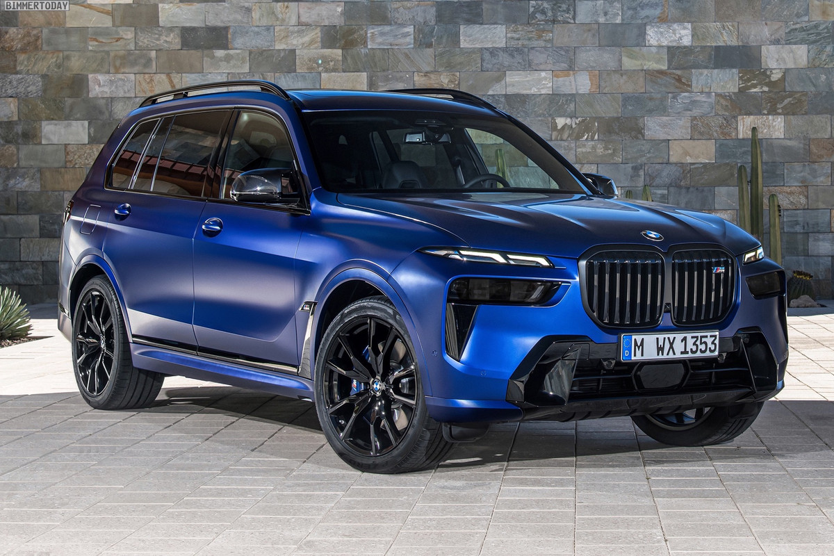 2022-BMW-X7-M60i-G07-LCI-Facelift-01