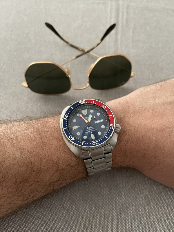 D4563A94-371D-4D09-9413-A5FFC3C40D7E