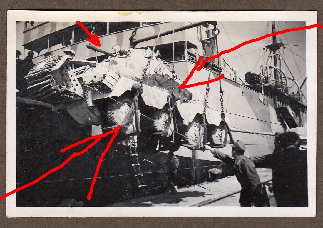 8-Rad Panzer Spähwagen Afrika - Tropen wird auf 