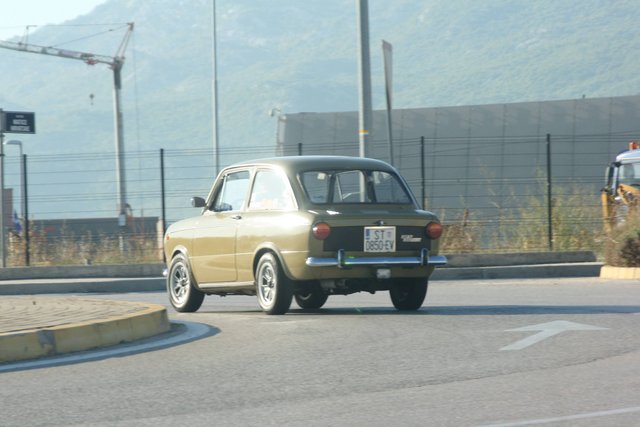 FIAT 850 Special - Page 2 UlVTC2I