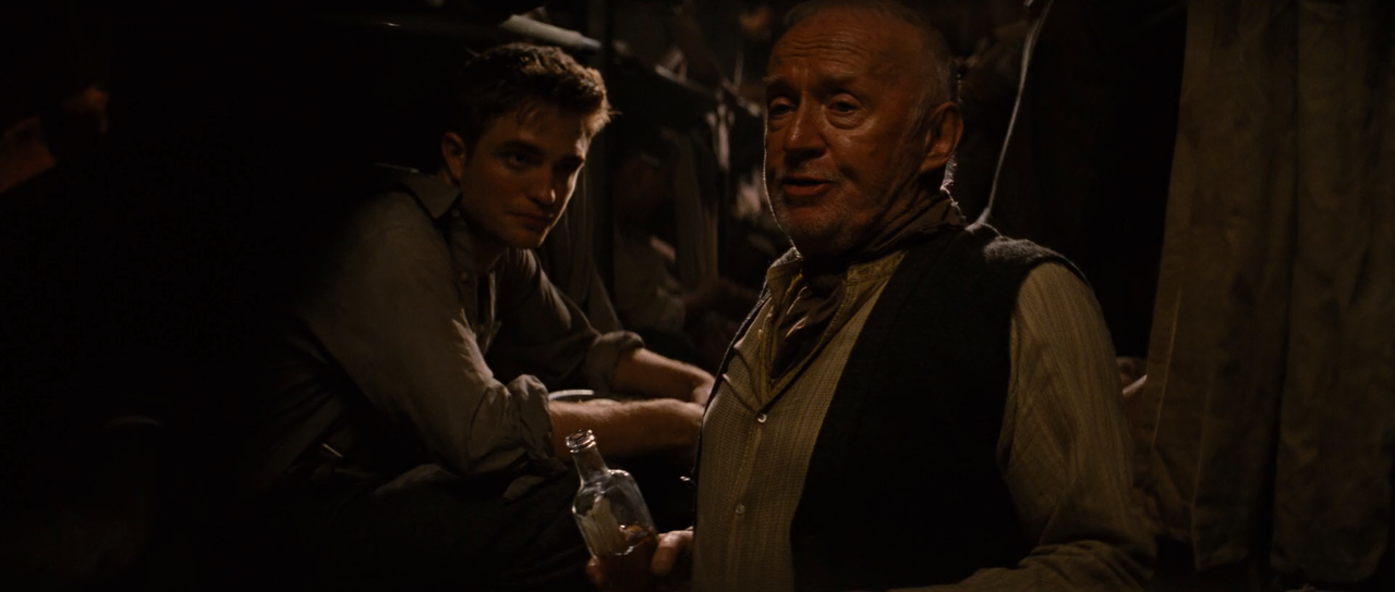 Water.for.Elephants.2011.BDRip.1080p.Rus.mkv_snapshot_00.22.48_[2022.03.22_22.57.01]