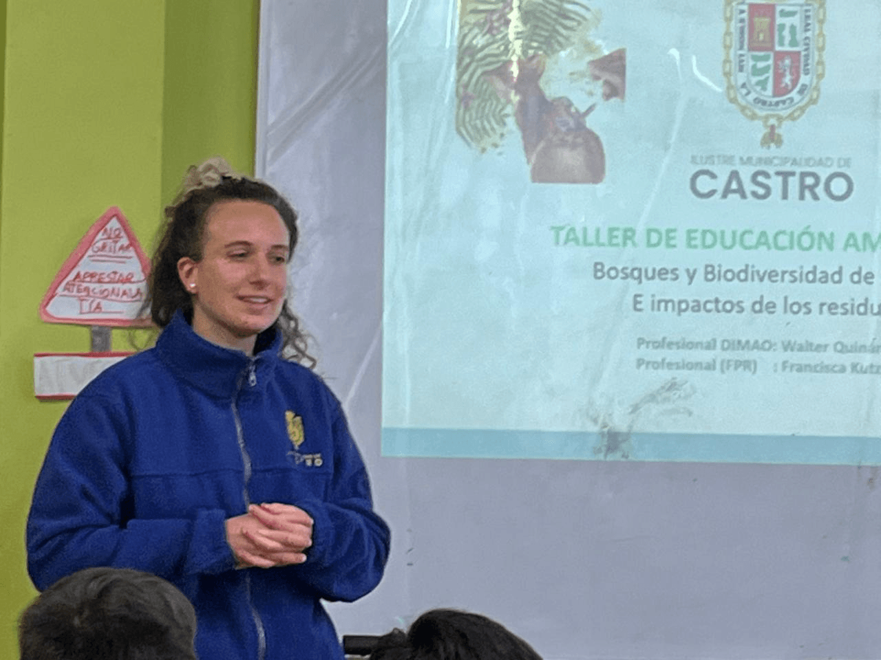 Estudiantes de 5to Básico del Colegio Monte Verde participan en Taller de Biodiversidad del Bosque Chilote - imagen adicional
