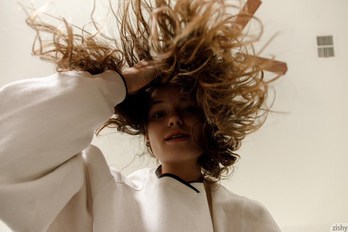 full_069_1245111349420878