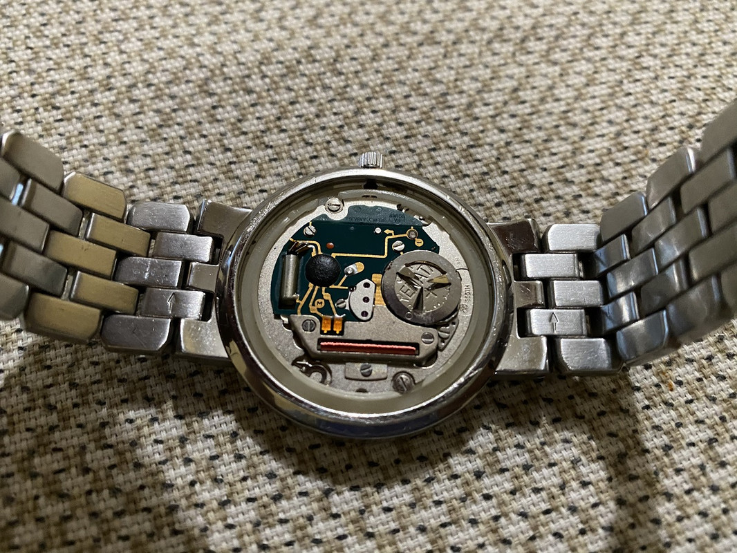 Mido Quartz 4