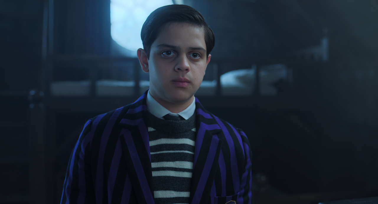 Wednesday.S02E01.Here.We.Woe.Again.2160p.10bit.NF.WEB-DL.DDP5.1.HEVC-Vyndros.mkv_snapshot_00.22.17_[