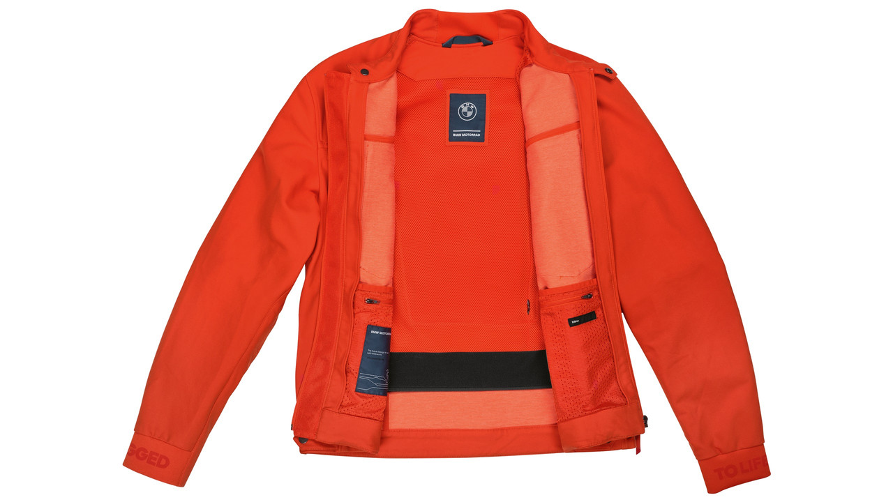 P90582925_highRes_the-new-bmw-motorrad