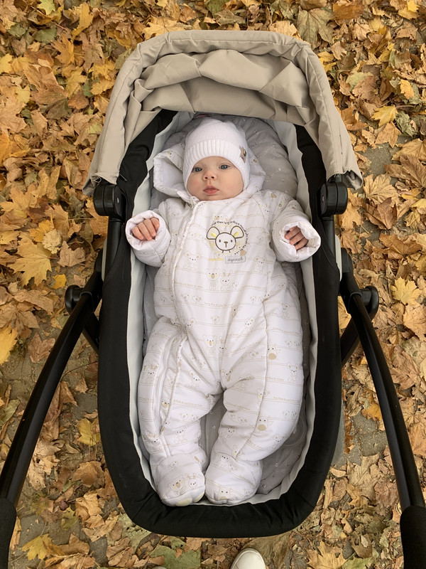 560473E9-C77E-4656-8088-345F090CA54D