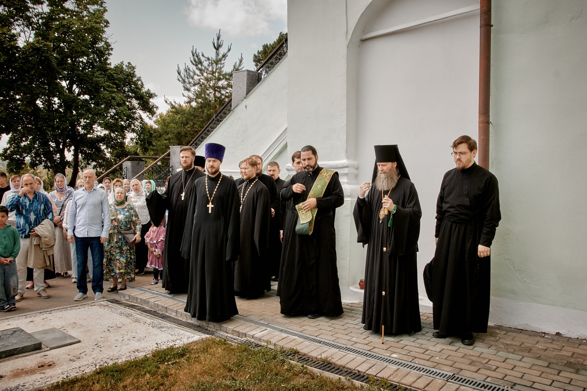 Empty-Name-378-resized