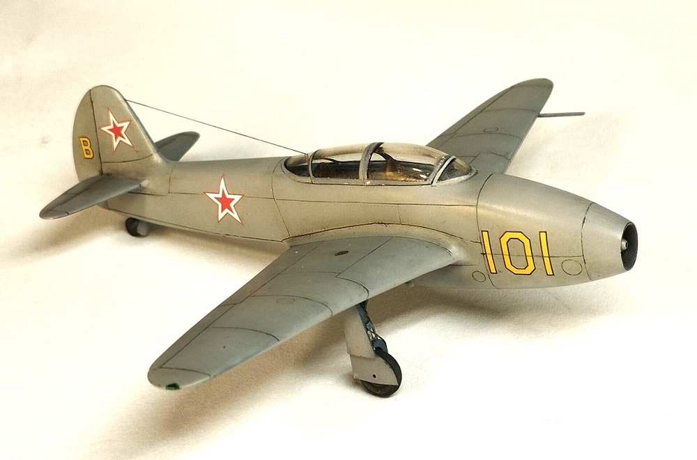  Як-21 Amodel 1/72 2-Dfo-E4-Jilvk