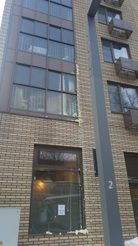 5825EDB9-8496-414D-B4D9-B56DE5976B32