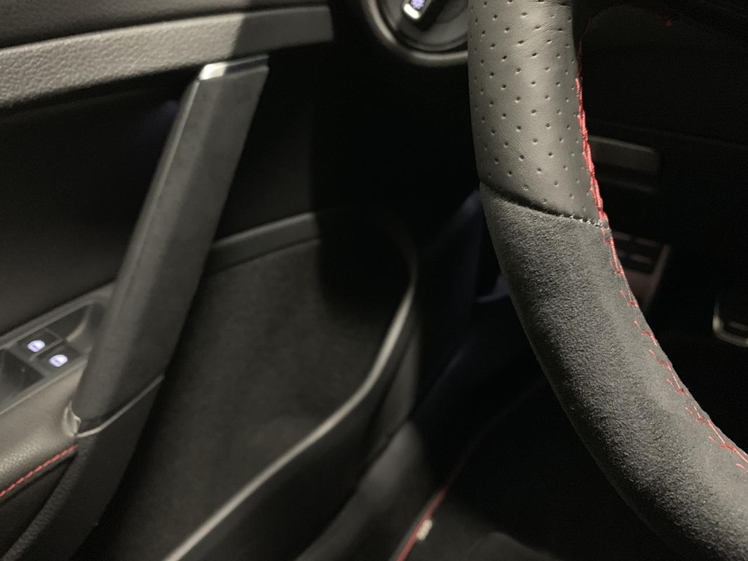 8C5CEB8D-46B3-459E-BE73-018074C9E5EC