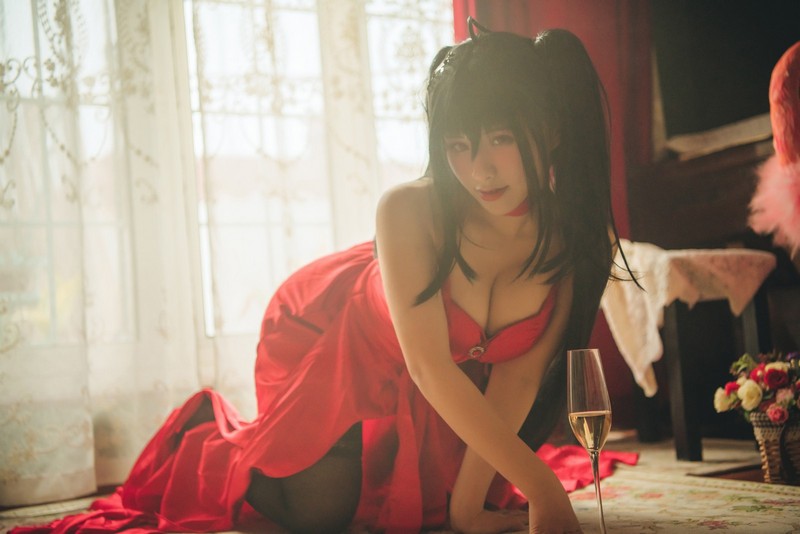 柘烟Zuken 大凤 礼服 Cosplay（Azur Lane Taihou）写真【20P｜358.1MB】插图2