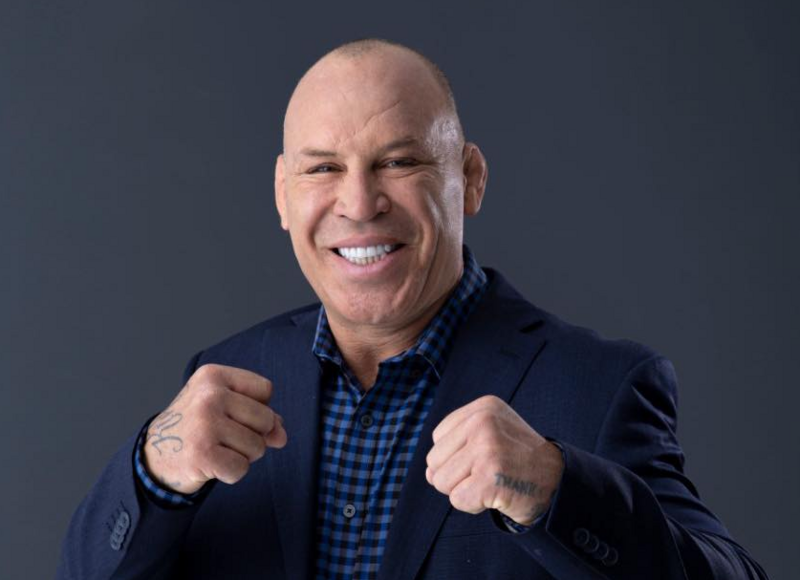 Вандерлей Силва се разори от футболни залози, моли феновете за пари