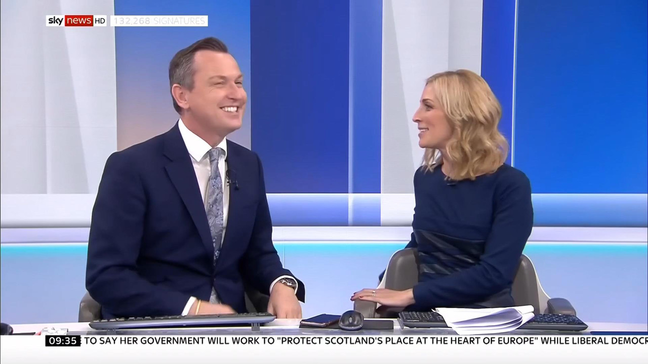 31 December - 09.00.00 - Sunrise. Sarah-Jane Mee with a mix of t