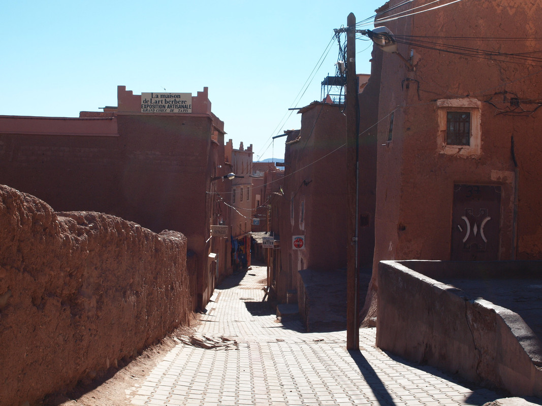 El Valle del Drâa, la gran arteria del sur de Marruecos - Blogs de Marruecos - Ouarzazate, un decorado de cine (18)