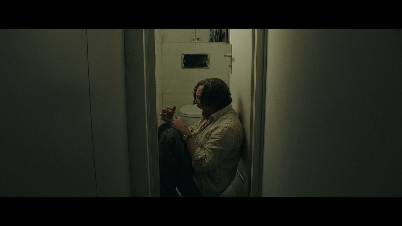 Der.Pass.S01E03.mkv_snapshot_23.48.000