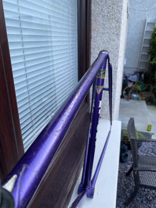 113F2960-2847-4F74-B8AD-004B5D781689