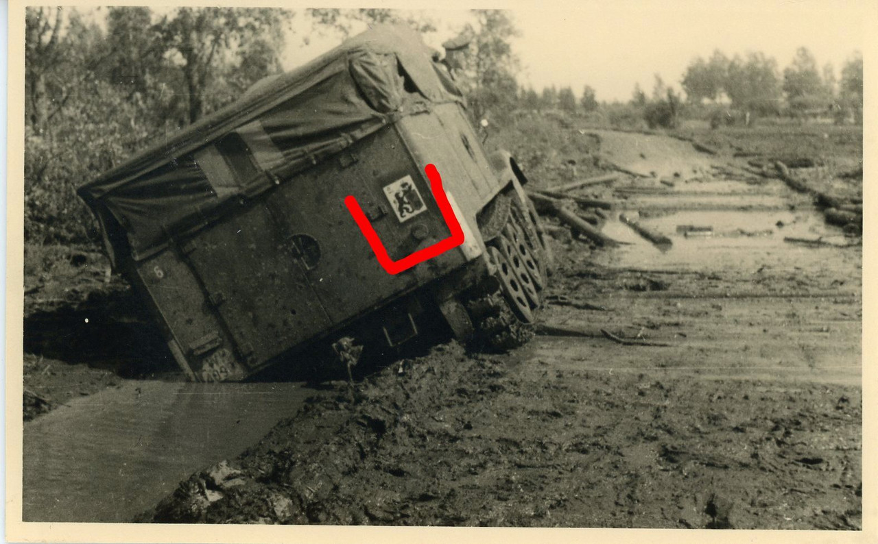 Russland Kämpfe Halbkette Wappen Kennzeichen Neb