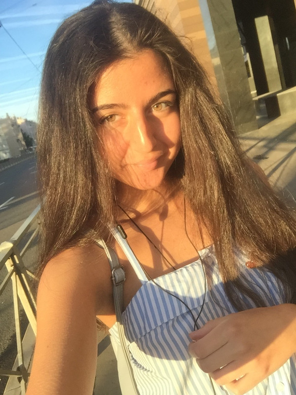 2F66BF95-527A-4812-B4B9-20E5D047D6E7