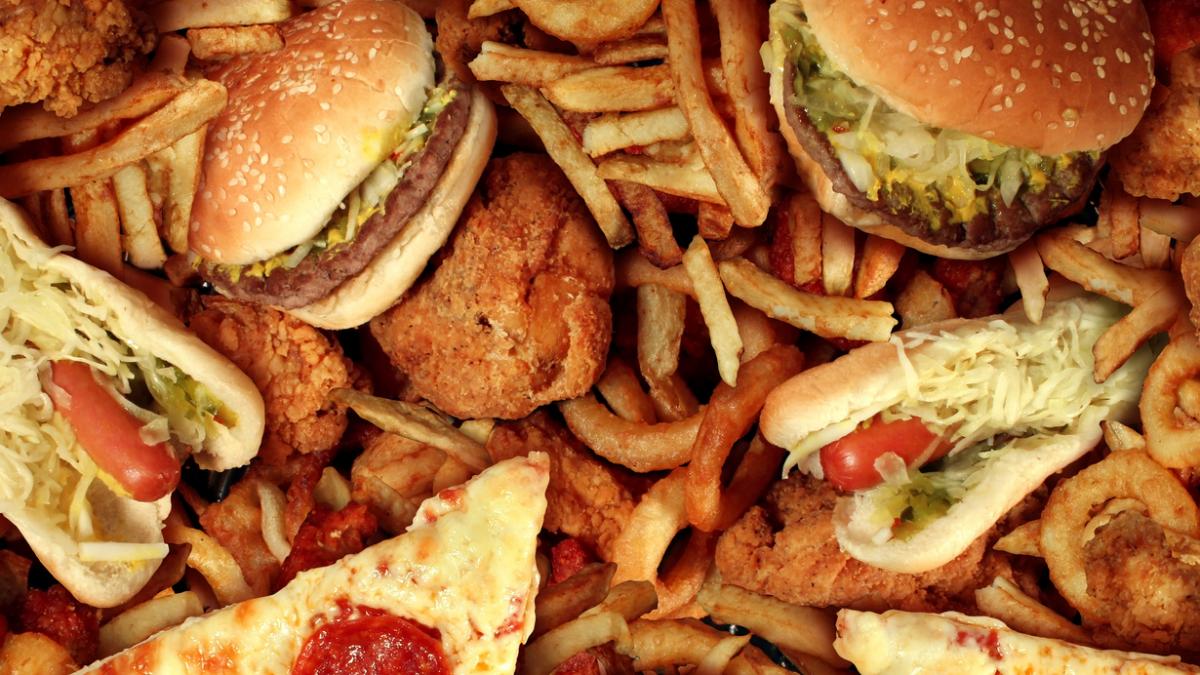 scienziati consumo alimenti ultra elaborati deterioramento cognitivo