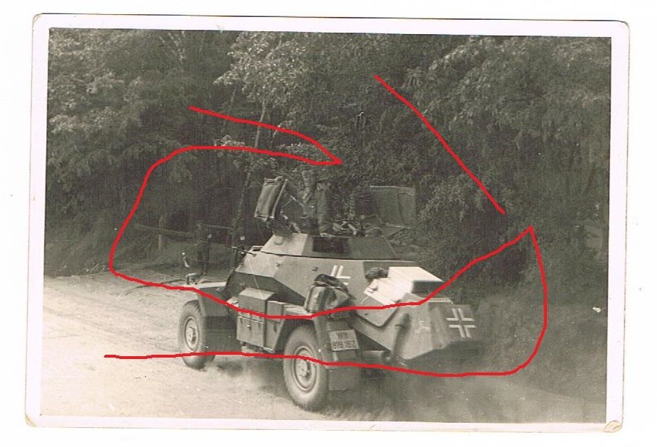 Foto Wehrmacht Panzerwagen Panzer Spähwagen4