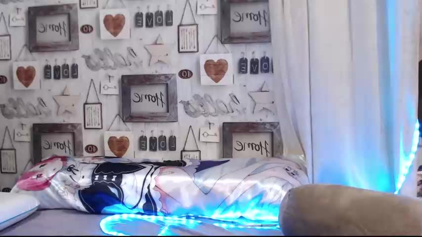 Adawong13 Chaturbate Apr 26 2021 18-32-23