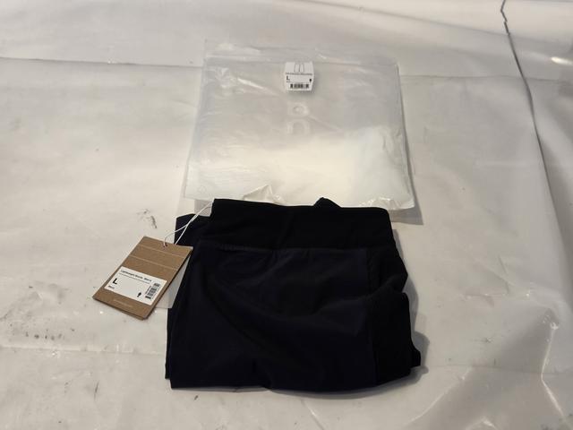 ON RUNNING MENS LIGHTWEIGHT SHORTS BLACK L LARGE RUNNING ACTIVEWEAR 125.00133