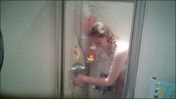 [Image: Voyeur35075143758.jpg]