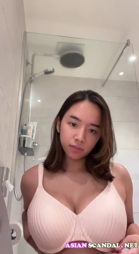 Sg big boobs