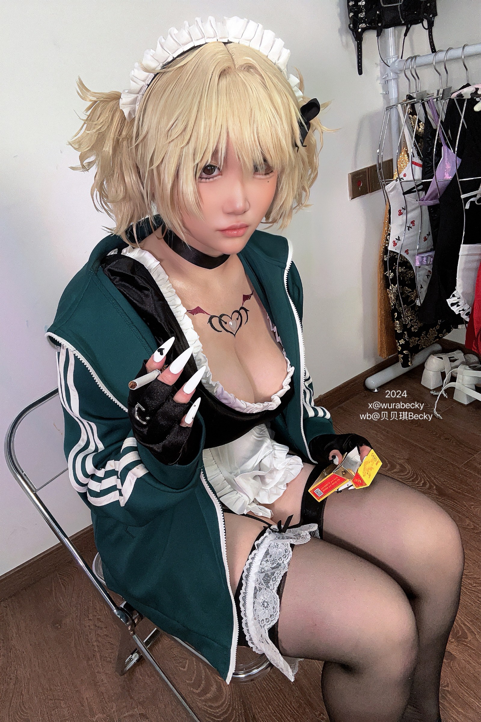 贝贝琪 Becky 烟烟 女仆 Cosplay 写真＋视频合集（69P｜1V｜339MB）插图8
