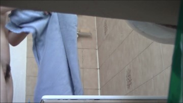 [Image: Voyeur15325140911.jpg]