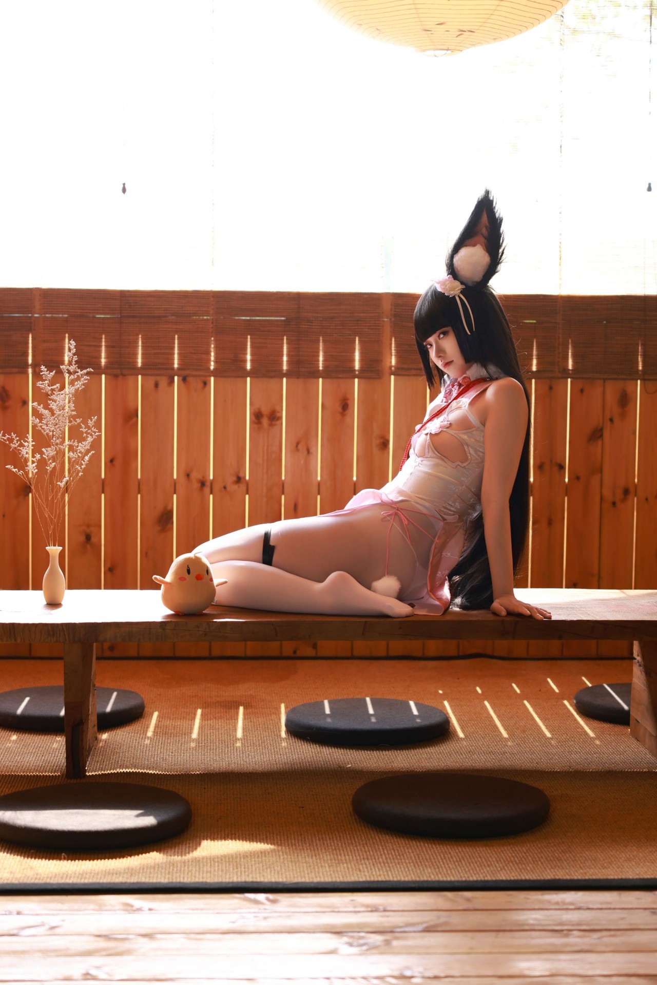 g44 不 会 受伤长门写真作品，日式庭院里的温柔背影