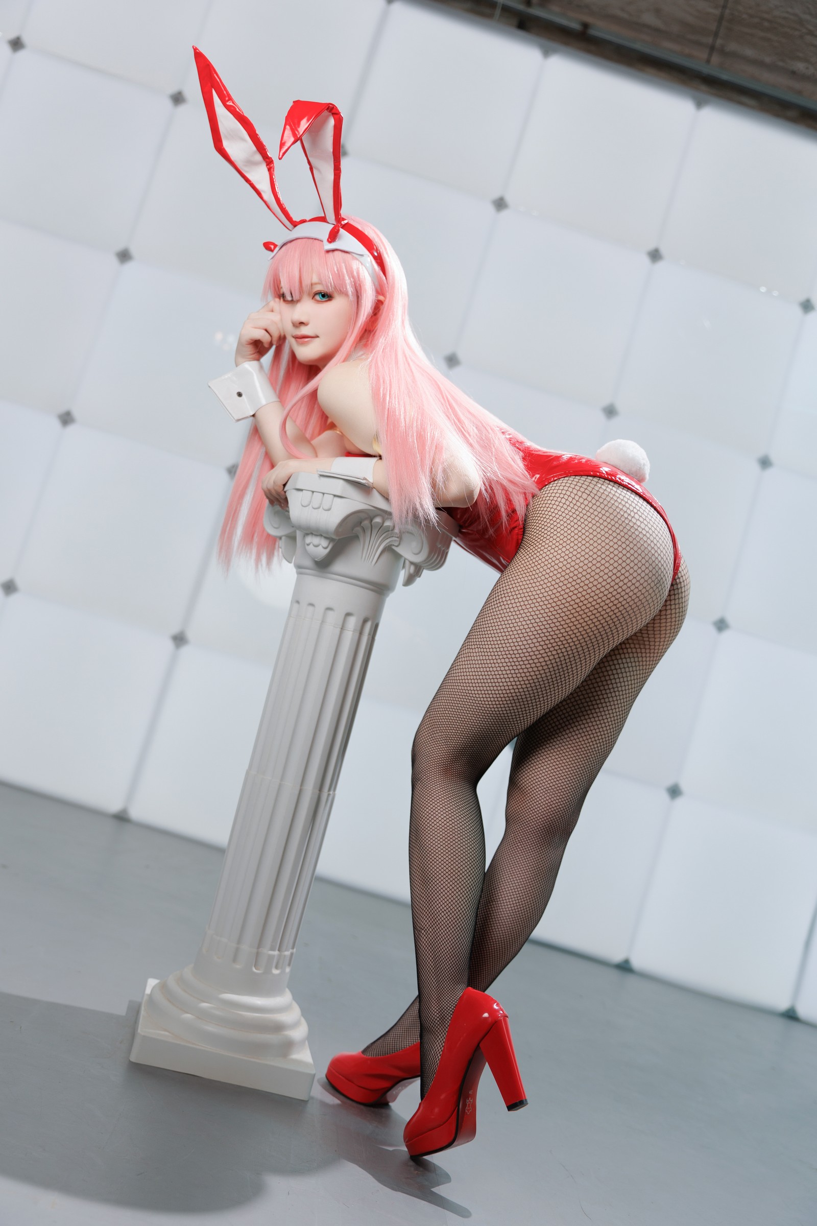 屿鱼 Yuyu Zero Two Cosplay 写真图集｜Darling in the Franxx 高清摄影（39P｜356MB）插图2