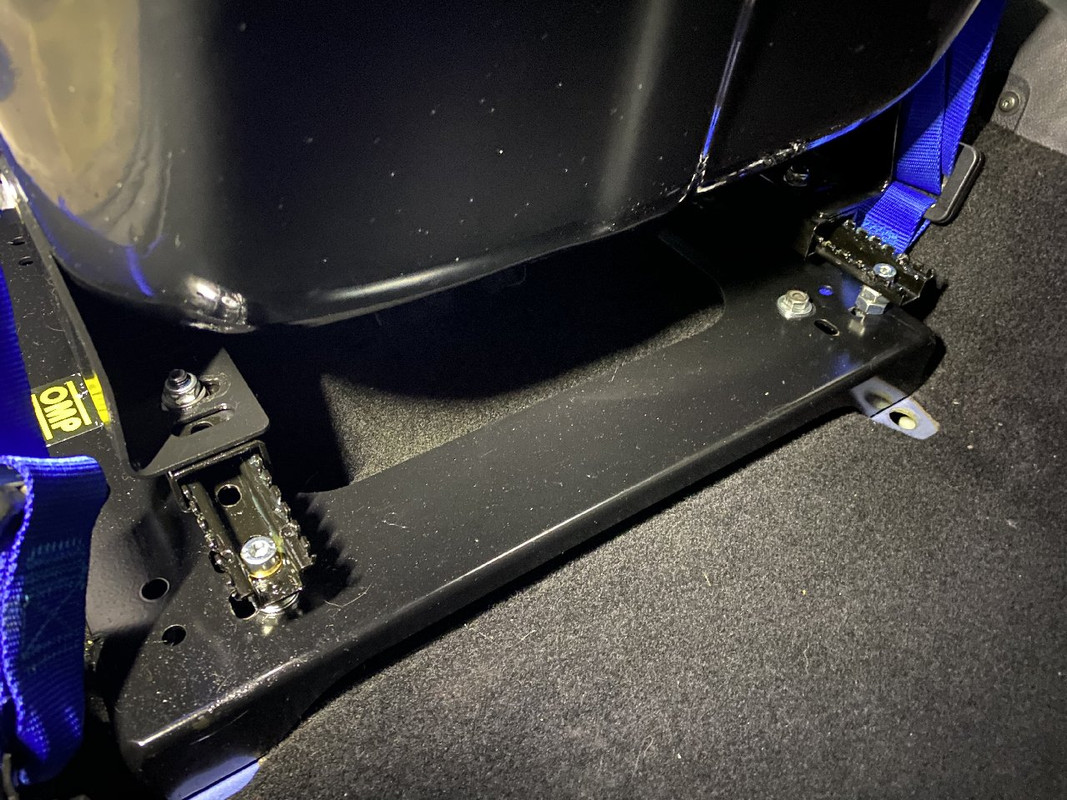 61F7506D-2EDE-4C67-B936-D228774B3D40