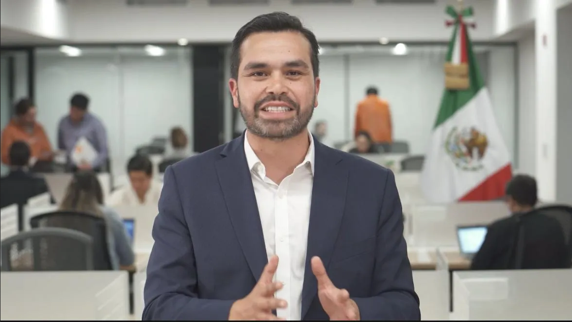 Álvarez Maynez se suma a denuncias contra el PRIAN por guerra sucia digital