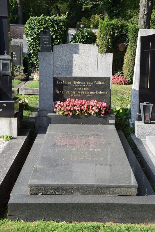2017-08-147-130-Friedhof-Hietzing-Alexander-Lernet-Holenia